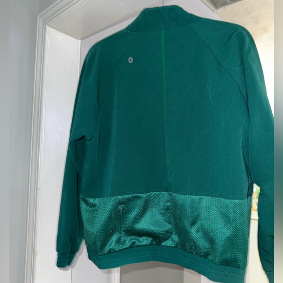 Jacket , invisible side zip pocket,Two zip hand pockets  interior patch pockets - Picture 8 of 8